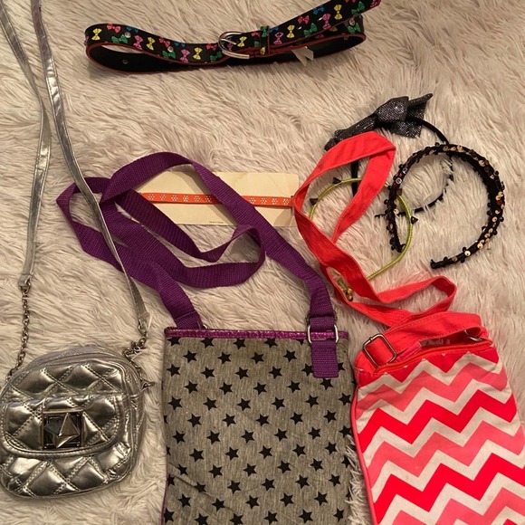 Girls Accessory Bundle - Picture 2 of 8